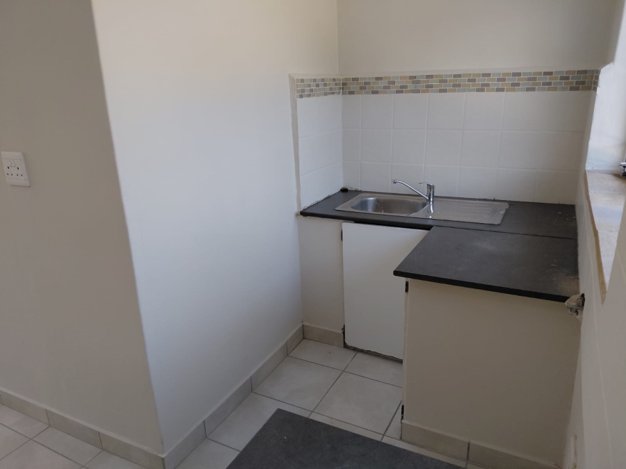 2 Bedroom Property for Sale in Wilkoppies North West